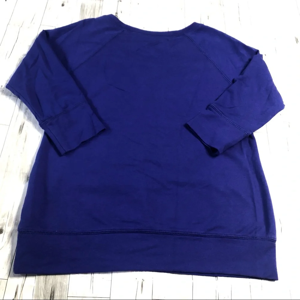 New York & Co Sweatshirt Womens Medium Purple Sequin